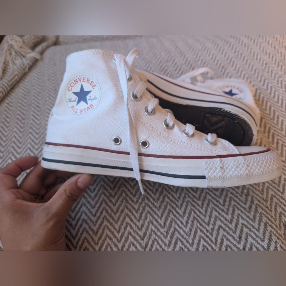 Converse White Canvas High-Tops - Picture 5 of 9